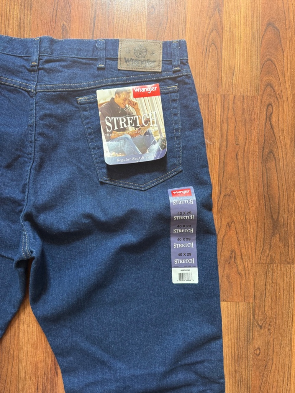 Wrangler Men's Stretch Relaxed Jeans - Indigo Blue